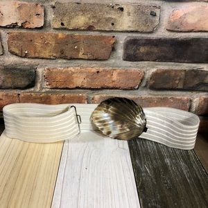 Elegant Fashion Elastic Belt, Leaf Clip26”X2” Wide